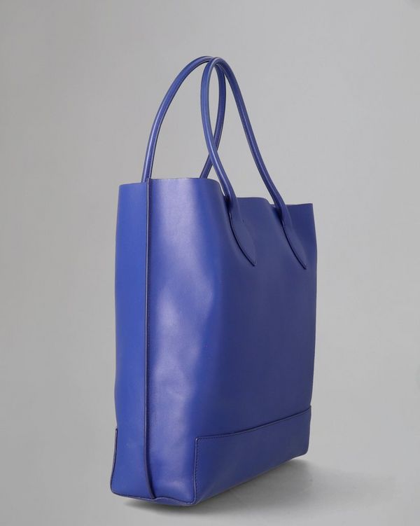 Blossom Tote Pre Loved Neon Blue Calf Nappa Pre Loved Bags Mulberry