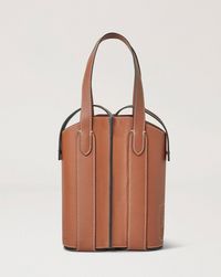 wine-carrier