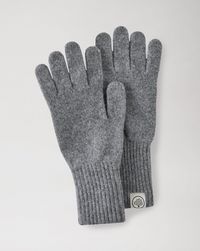 knitted-gloves