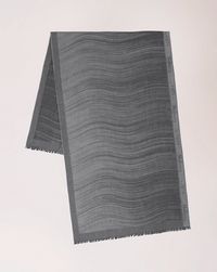 wave-jacquard-logo-border-rectangular-scarf