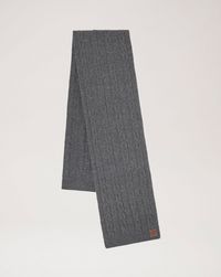cable-knit-scarf