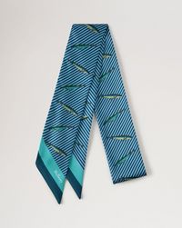 skinny-scarf---fishing-lure