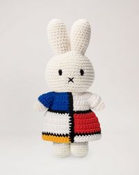 mulberry-x-miffy---miffy-knitted-bunny