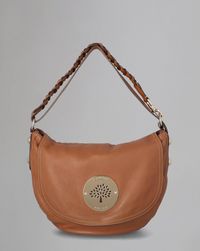 daria-satchel