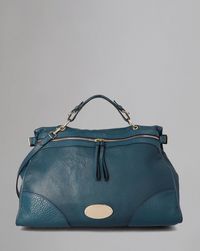 oversized-taylor-satchel