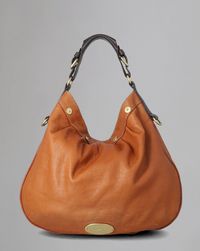 medium-mitzy-hobo